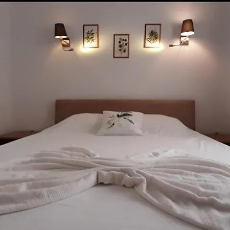 Santorini Evleri Апартаменты